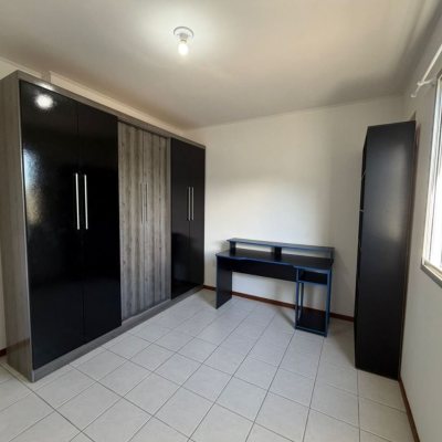 Apartamentos com 46m², 1 quarto, 1 suíte, 1 garagem, no bairro Carvoeira em Florianópolis