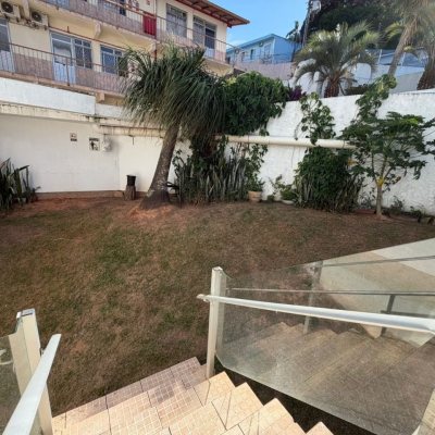 Apartamentos com 46m², 1 quarto, 1 suíte, 1 garagem, no bairro Carvoeira em Florianópolis