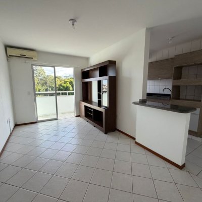 Apartamentos com 46m², 1 quarto, 1 suíte, 1 garagem, no bairro Carvoeira em Florianópolis