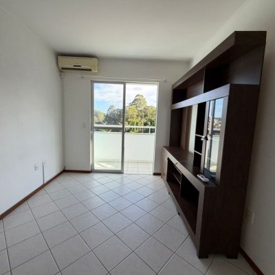 Apartamentos com 46m², 1 quarto, 1 suíte, 1 garagem, no bairro Carvoeira em Florianópolis