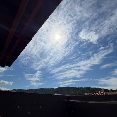 Sobrado Residencial com 74m², 2 quartos, 2 garagens, no bairro Potecas em São José