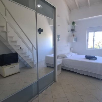 Apartamentos com 141m², 4 quartos, 1 suíte, 2 garagens, no bairro Praia Brava em Florianópolis