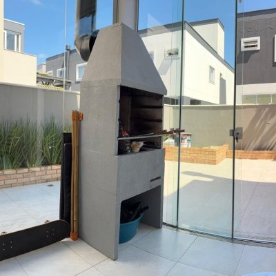 Casa Residencial com 102m², 3 quartos, 1 suíte, 2 garagens, no bairro Ribeirão Da Ilha em Florianópolis