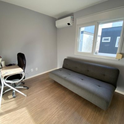 Casa Residencial com 102m², 3 quartos, 1 suíte, 2 garagens, no bairro Ribeirão Da Ilha em Florianópolis