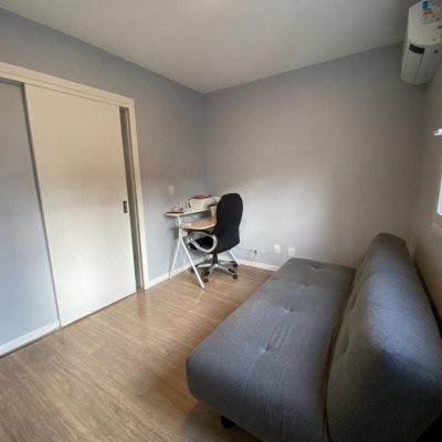 Casa Residencial com 102m², 3 quartos, 1 suíte, 2 garagens, no bairro Ribeirão Da Ilha em Florianópolis