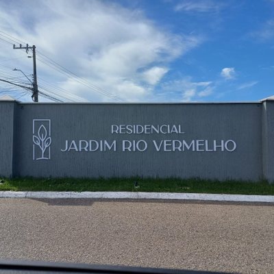 Casa Residencial com 97m², 2 quartos, 2 suítes, 2 garagens, no bairro São João Do Rio Vermelho em Florianópolis