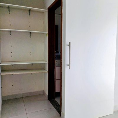 Casa Residencial com 97m², 2 quartos, 2 suítes, 2 garagens, no bairro São João Do Rio Vermelho em Florianópolis