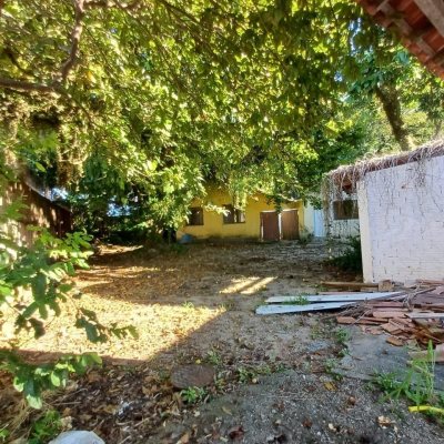 Terreno Comercial/Residencial com 1125m², no bairro Estreito em Florianópolis