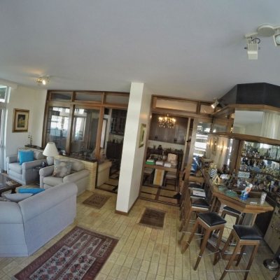 Apartamentos com 264m², 4 quartos, 1 suíte, 2 garagens, no bairro Centro em Florianópolis