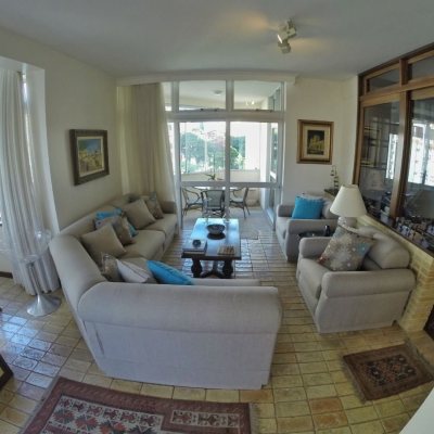 Apartamentos com 264m², 4 quartos, 1 suíte, 2 garagens, no bairro Centro em Florianópolis