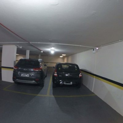 Apartamentos com 264m², 4 quartos, 1 suíte, 2 garagens, no bairro Centro em Florianópolis