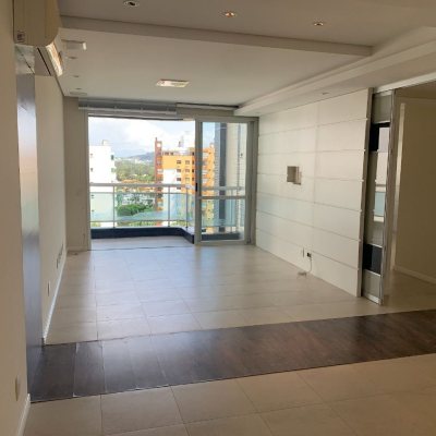 Apartamentos com 116m², 3 quartos, 1 suíte, 2 garagens, no bairro Santa Mônica em Florianópolis