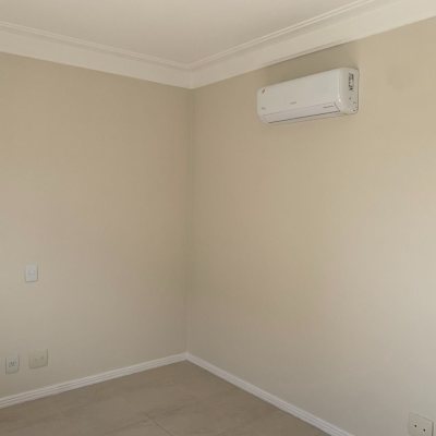 Apartamentos com 116m², 3 quartos, 1 suíte, 2 garagens, no bairro Santa Mônica em Florianópolis