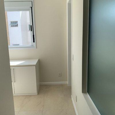 Apartamentos com 116m², 3 quartos, 1 suíte, 2 garagens, no bairro Santa Mônica em Florianópolis