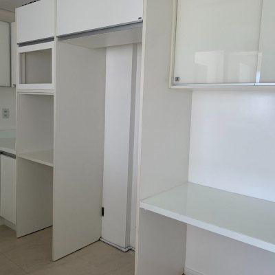 Apartamentos com 116m², 3 quartos, 1 suíte, 2 garagens, no bairro Santa Mônica em Florianópolis