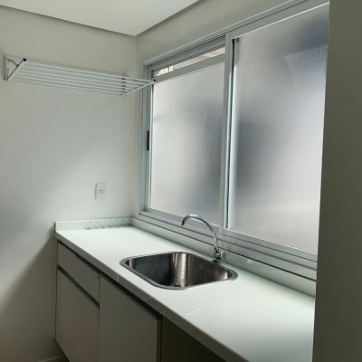 Apartamentos com 116m², 3 quartos, 1 suíte, 2 garagens, no bairro Santa Mônica em Florianópolis