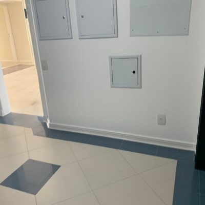 Apartamentos com 116m², 3 quartos, 1 suíte, 2 garagens, no bairro Santa Mônica em Florianópolis