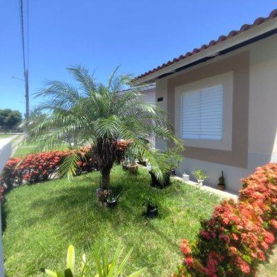 Casa em Condomínio com 67m², 3 quartos, 2 garagens, no bairro Bela Vista em Palhoça