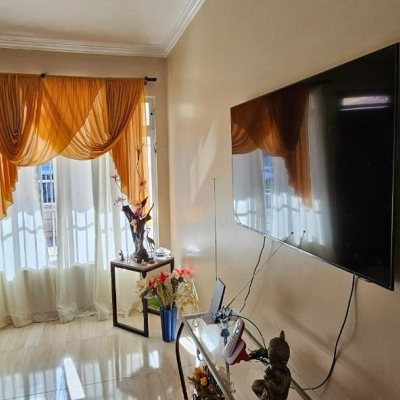 Casa Residencial com 241m², 3 quartos, 1 suíte, 3 garagens, no bairro barreiros em São José