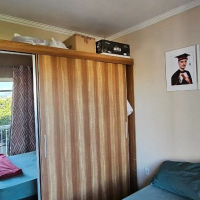 Casa Residencial com 241m², 3 quartos, 1 suíte, 3 garagens, no bairro barreiros em São José