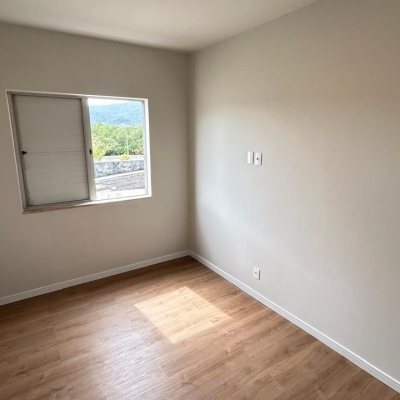 Apartamentos com 89m², 3 quartos, 1 suíte, 1 garagem, no bairro Trindade em Florianópolis