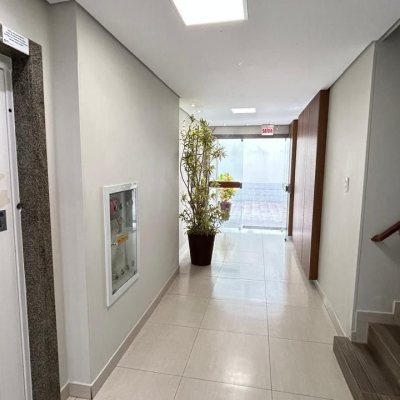 Apartamentos com 89m², 3 quartos, 1 suíte, 1 garagem, no bairro Trindade em Florianópolis
