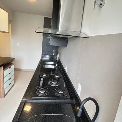 Apartamentos com 89m², 3 quartos, 1 suíte, 1 garagem, no bairro Trindade em Florianópolis