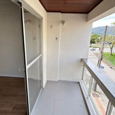 Apartamentos com 89m², 3 quartos, 1 suíte, 1 garagem, no bairro Trindade em Florianópolis