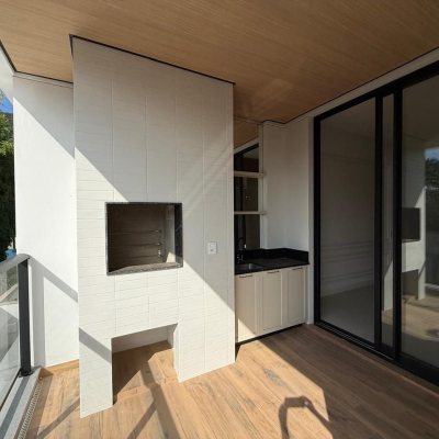 Apartamentos com 92m², 2 quartos (sendo 2 suítes), 2 garagens, no bairro Santo Antônio De Lisboa em Florianópolis