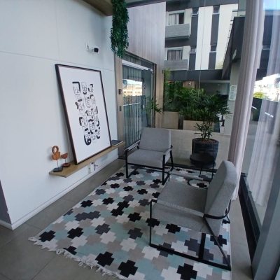 Apartamentos com 45m², 1 quarto, no bairro Estreito em Florianópolis