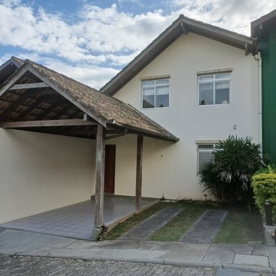 Casa em Condomínio com 200m², 3 quartos, 1 suíte, 2 garagens, no bairro Santo Antônio De Lisboa em Florianópolis