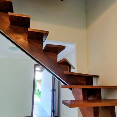 Casa em Condomínio com 200m², 3 quartos, 1 suíte, 2 garagens, no bairro Santo Antônio De Lisboa em Florianópolis