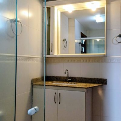 Casa em Condomínio com 200m², 3 quartos, 1 suíte, 2 garagens, no bairro Santo Antônio De Lisboa em Florianópolis