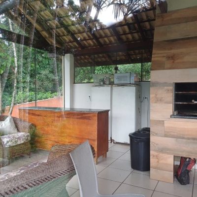 Casa em Condomínio com 200m², 3 quartos, 1 suíte, 2 garagens, no bairro Santo Antônio De Lisboa em Florianópolis