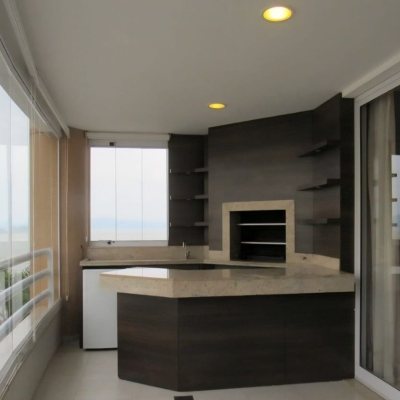 Apartamentos com 156m², 3 quartos, 3 suítes, 2 garagens, no bairro João Paulo em Florianópolis