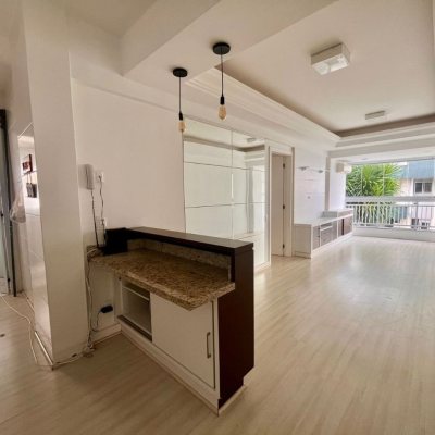 Apartamentos com 75m², 3 quartos, 1 suíte, 1 garagem, no bairro Itacorubi em Florianópolis