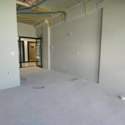 Sala com 27m², 1 garagem, no bairro Campeche em Florianópolis