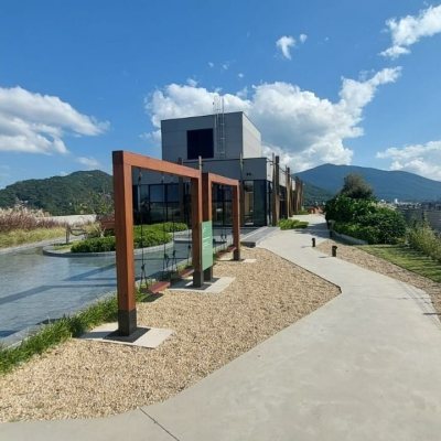 Sala com 27m², 1 garagem, no bairro Campeche em Florianópolis