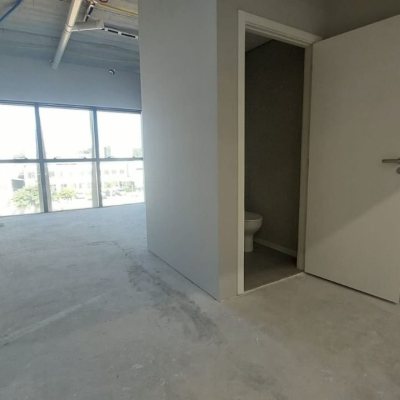 Sala com 27m², 1 garagem, no bairro Campeche em Florianópolis