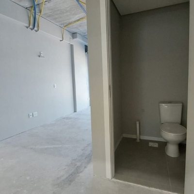 Sala com 27m², 1 garagem, no bairro Campeche em Florianópolis