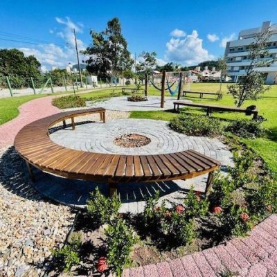 Apartamentos com 75m², 2 quartos, 10 suítes, 1 garagem, no bairro Ingleses do Rio Vermelho em Florianópolis