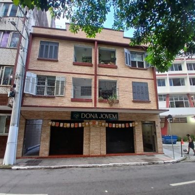 Apartamentos com 93m², 3 quartos, no bairro Centro em Florianópolis