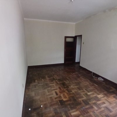 Apartamentos com 93m², 3 quartos, no bairro Centro em Florianópolis