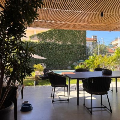 Sobrado Residencial com 315m², 4 quartos, 3 suítes, 4 garagens, no bairro Jurerê Internacional em Floranópolis