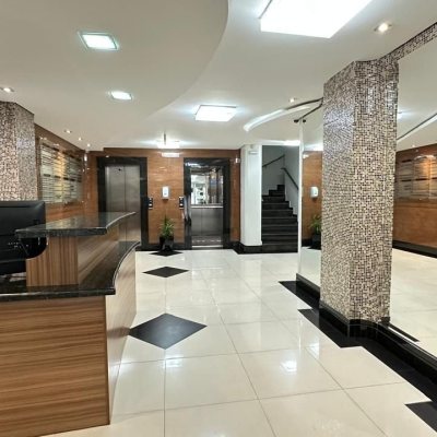 Sala com 40m², no bairro Centro em Florianópolis