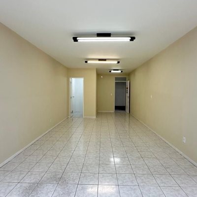 Sala com 40m², no bairro Centro em Florianópolis