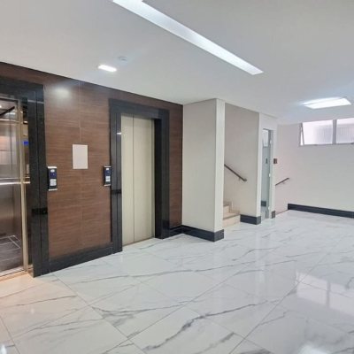 Sala com 40m², no bairro Centro em Florianópolis