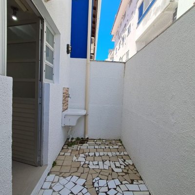 Casa em Condomínio com 60m², 2 quartos, 1 garagem, no bairro Ingleses em Florianópolis
