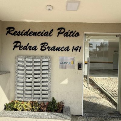Apartamentos com 66m², 2 quartos, 1 garagem, no bairro Pedra Branca em Palhoça