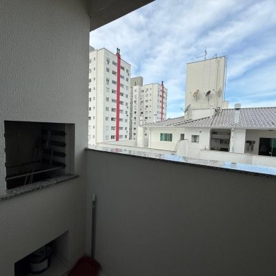 Apartamentos com 66m², 2 quartos, 1 garagem, no bairro Pedra Branca em Palhoça